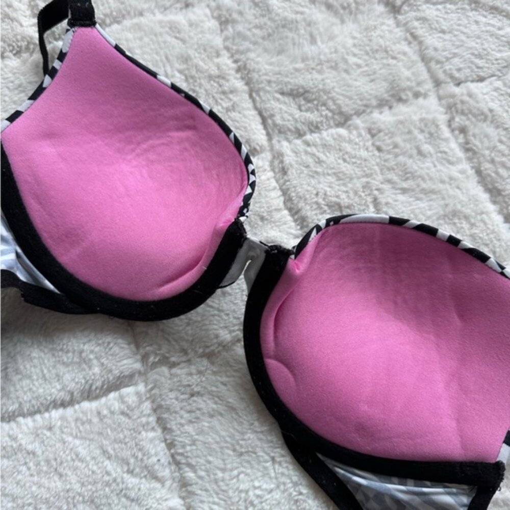 Victoria’s Secret PINK | Black & White Aztec Push-up Bra | Size 34B - Picture 10 of 10